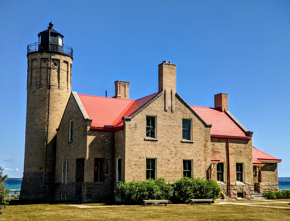 Brick commercial building with lawn